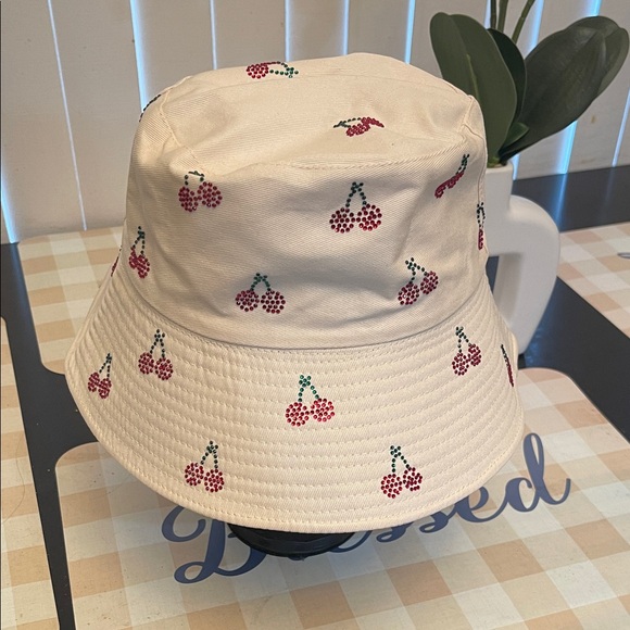 Fashion Nova Cherry Bucket Hat - Cream - Picture 5 of 6